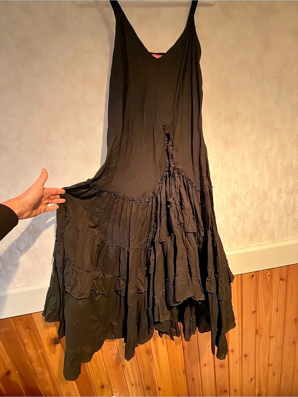 NANTJ Black Tiered Maxi Dress Size Large